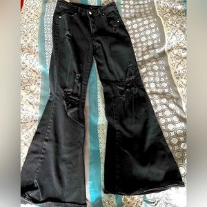 Bell bottom denim jean